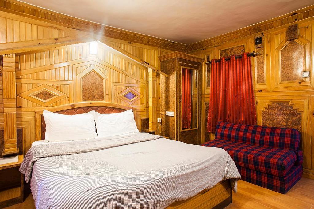 Hotel New Bharat Bhīm Tāl Kültér fotó